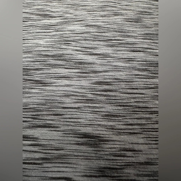 Lululemon Love Tee Short Sleeve Crew Size 6 Space Dye Grey Black - Picture 4 of 6